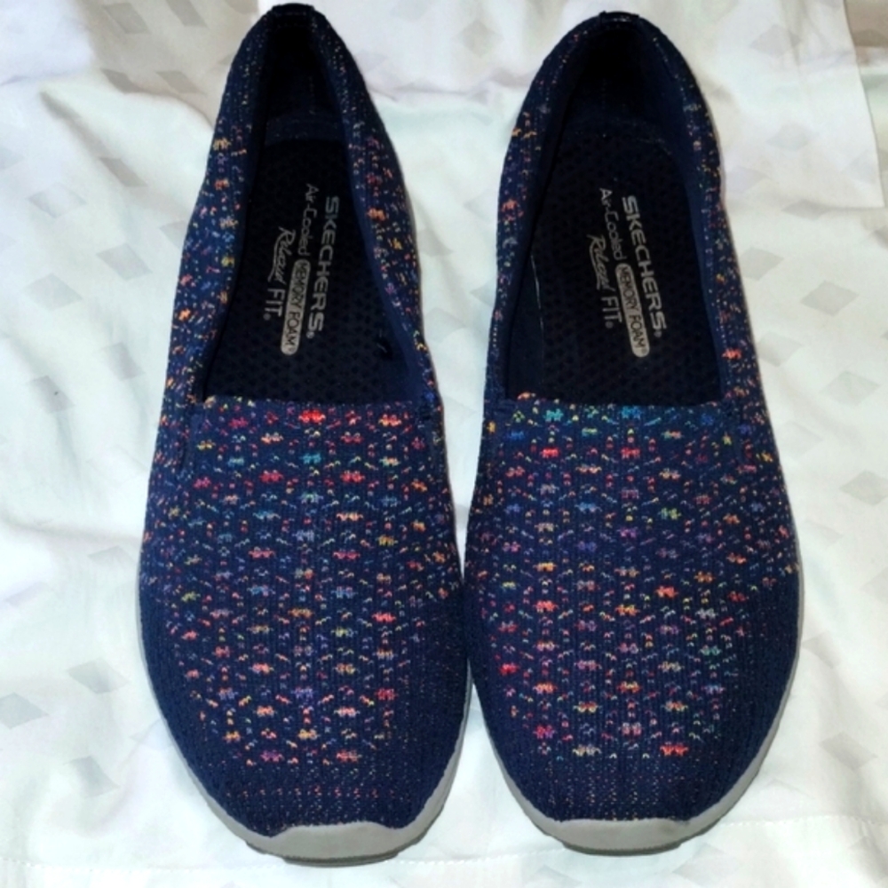 Skechers Air CooledBlack Sneakers Memory Foam Slip-On Design Relaxed FIT 9.5